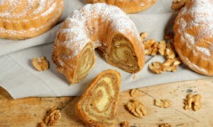 BISCUITS & CAKES